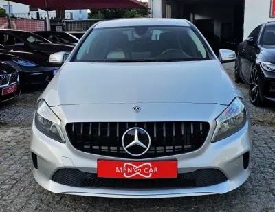Mercedes-Benz A 180 2018 - 18500 EUR, 130000 km - AUTO.MOTO.pt - 130000km - foto 25 de 25