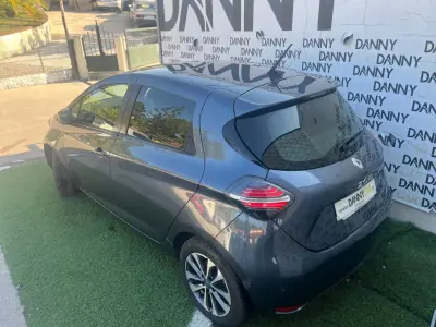 Renault Zoe 2020 - 15750 EUR, 74000 km - 74000km - foto 3 de 10