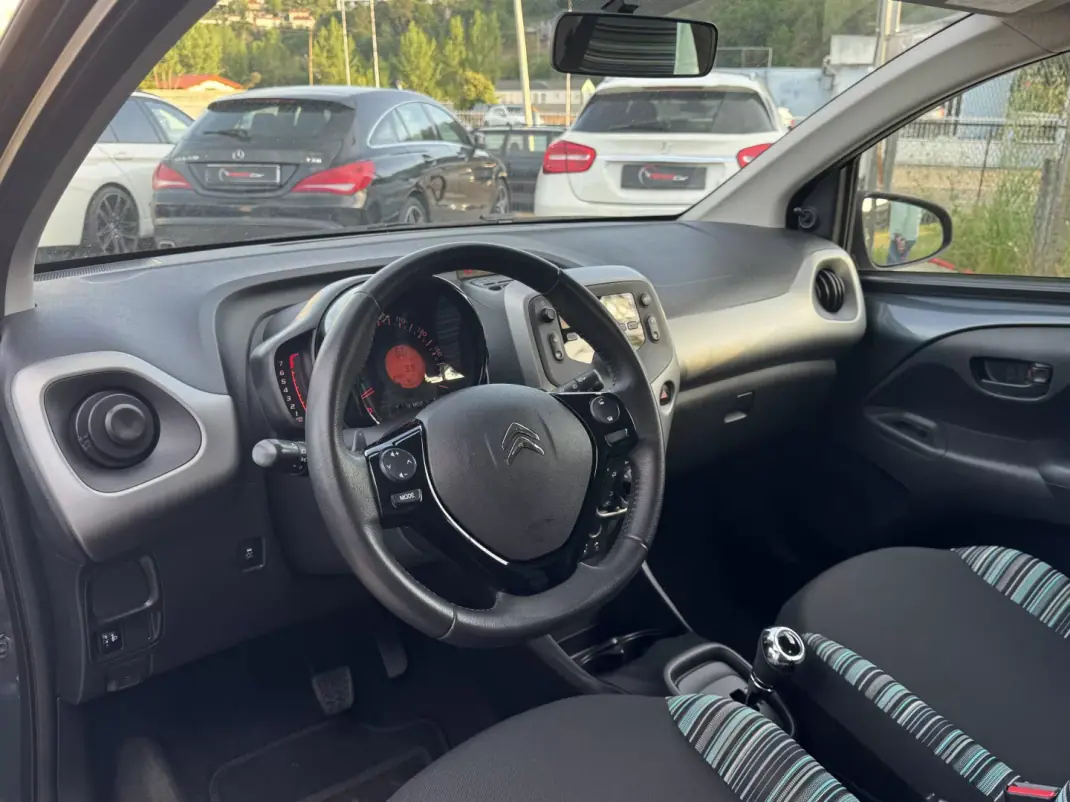 Citroën C1 2018 - 9999 EUR, 40000 km - AUTO.MOTO.pt - 40000km - foto 8 de 20