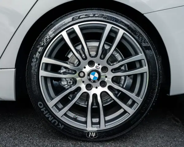 BMW 318 2016 - 22990 EUR, 113550 km - AUTO.MOTO.pt - 113550km - foto 51 de 51