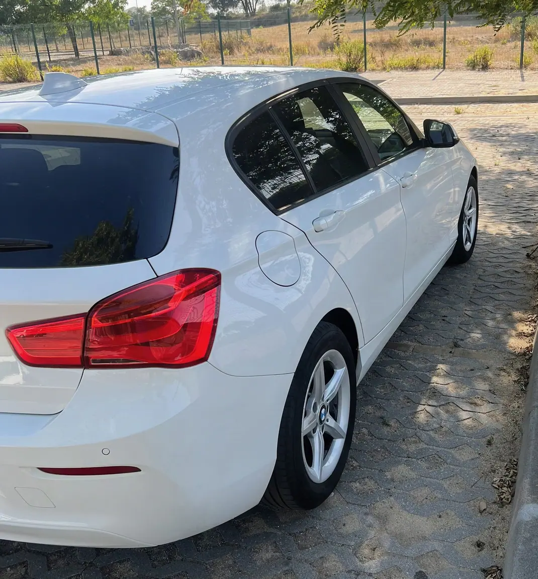 BMW 1 Series 2016 - 14800 EUR, 142000 km - 142000km - foto 4 de 14