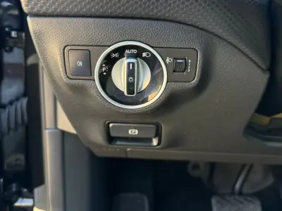 Mercedes-Benz A 180 2017 - 16500 EUR, 182000 km - AUTO.MOTO.pt - 182000km - foto 20 de 41