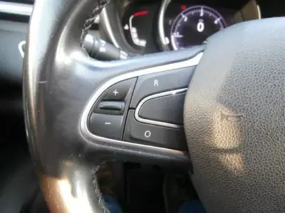 Renault Kadjar 2019 - 17900 EUR, 110677 km - AUTO.MOTO.pt - 110677km - foto 22 de 36