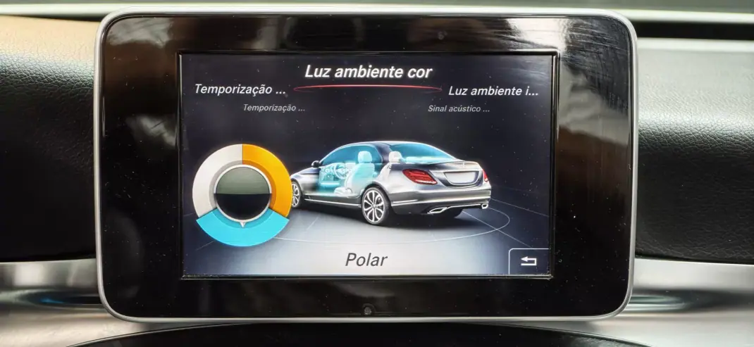 Mercedes-Benz C 220 2016 - 22990 EUR, 170000 km - AUTO.MOTO.pt - 170000km - foto 33 de 36