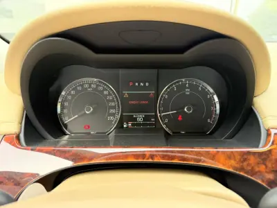 Jaguar XK 2006 - 38500 EUR, 186000 km - AUTO.MOTO.pt - 186000km - foto 11 de 15