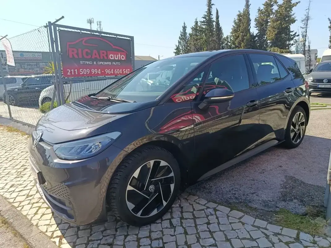 Volkswagen ID.3 2021 - 20900 EUR, 50690 km - AUTO.MOTO.pt - 50690km - foto 12 de 24