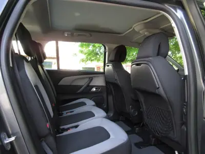 Citroën C4 Grand Picasso 2014 - 11490 EUR, 185000 km - AUTO.MOTO.pt - 185000km - foto 41 de 60