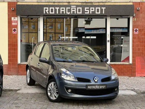 Renault Clio 2008 - 4990 EUR, 255000 km - AUTO.MOTO.pt - 255000km - foto 2 de 31