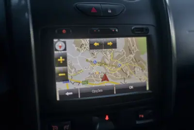 Dacia Duster 2015 - 10900 EUR, 150410 km - AUTO.MOTO.pt - 150410km - foto 20 de 33