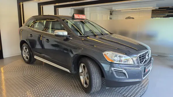 Volvo XC 60 2010 - 15900 EUR, 176365 km - AUTO.MOTO.pt - 176365km - foto 21 de 55