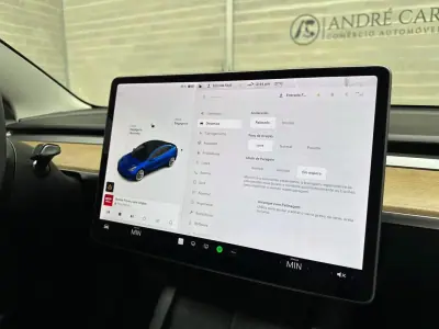 Tesla Model 3 2021 - 27950 EUR, 58905 km - AUTO.MOTO.pt - 58905km - foto 18 de 55
