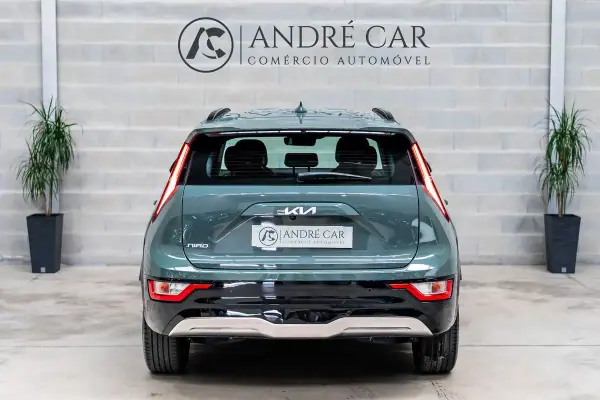 Kia e-Niro 2023 - 27950 EUR, 27488 km - AUTO.MOTO.pt - 27488km - foto 8 de 53