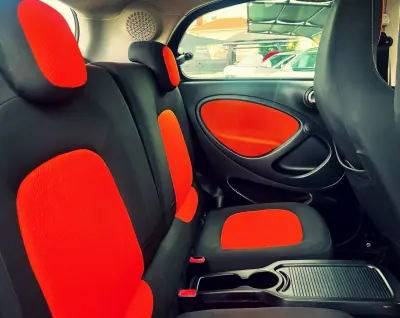 Smart ForFour 2015 - 9900 EUR, 104000 km - AUTO.MOTO.pt - 104000km - foto 11 de 16