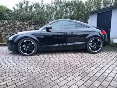 Audi TT Coupé 2009 - 15650 EUR, 187000 km - AUTO.MOTO.pt - 187000km - foto 5 de 8