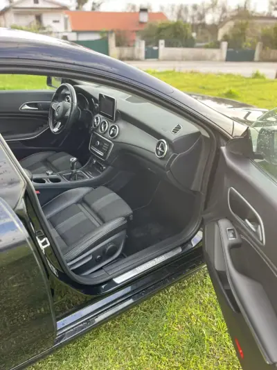 Mercedes-Benz CLA 200 2017 - 18900 EUR, 201000 km - AUTO.MOTO.pt - 201000km - foto 13 de 13