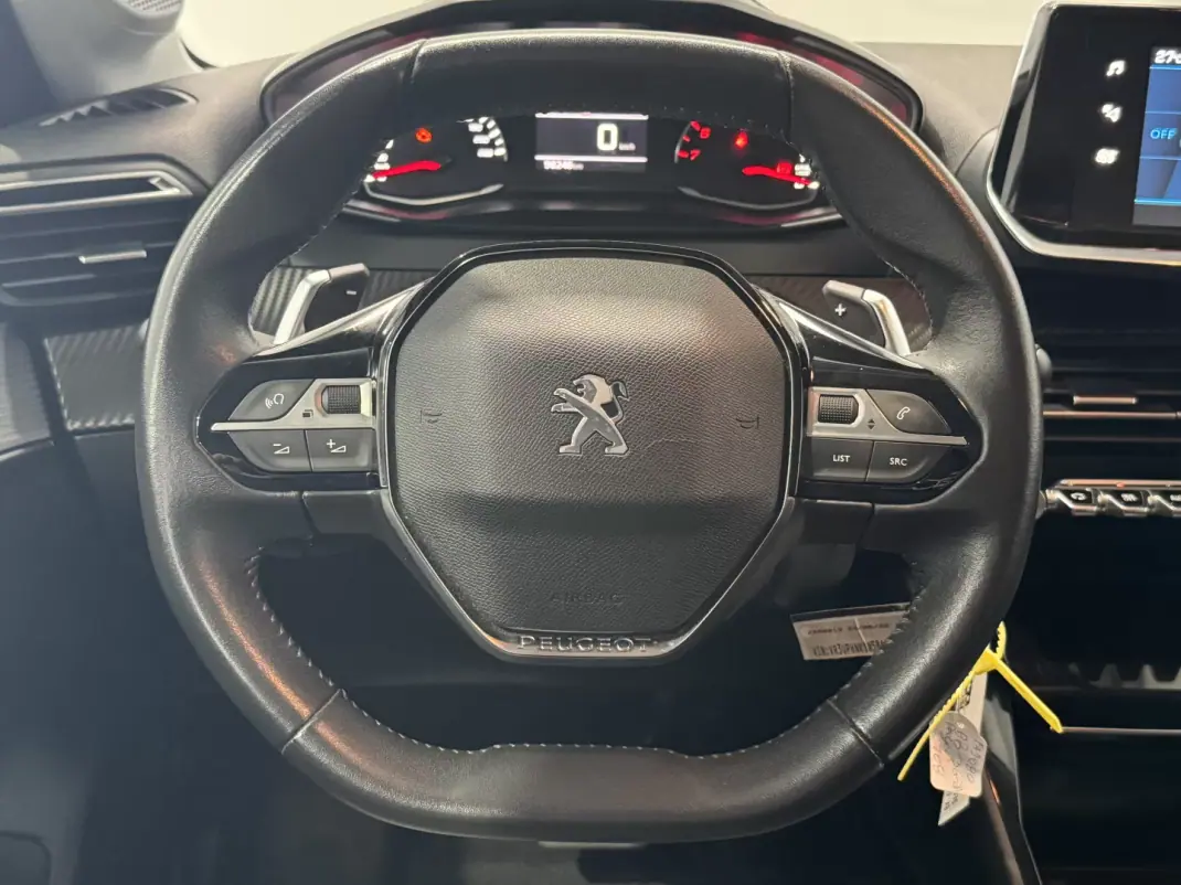 Peugeot 208 2023 - 16490 EUR, 98233 km - 98233km - foto 19 de 28