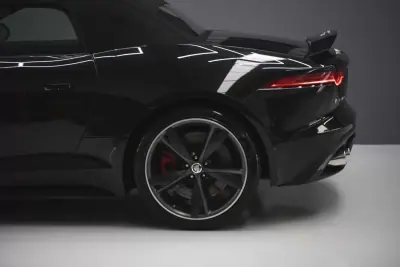 Jaguar F-Type 2013 - 68500 EUR, 36550 km - AUTO.MOTO.pt - 36550km - foto 26 de 34