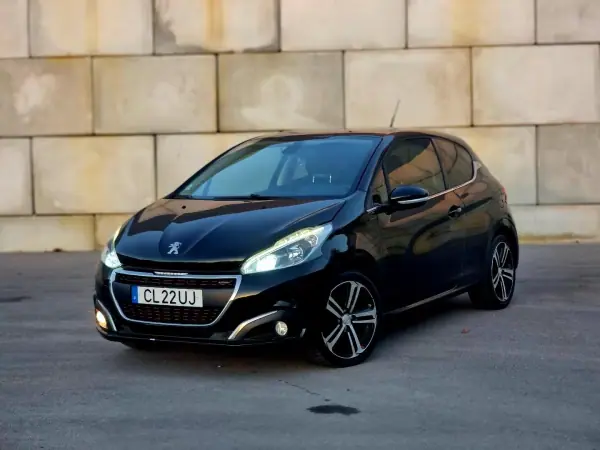 Peugeot 208 1.2 PureTech GT Line 2015 Petrol