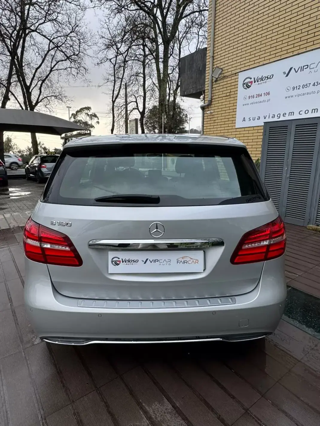 Mercedes-Benz B 180 2015 - 13500 EUR, 189400 km - AUTO.MOTO.pt - 189400km - foto 6 de 16