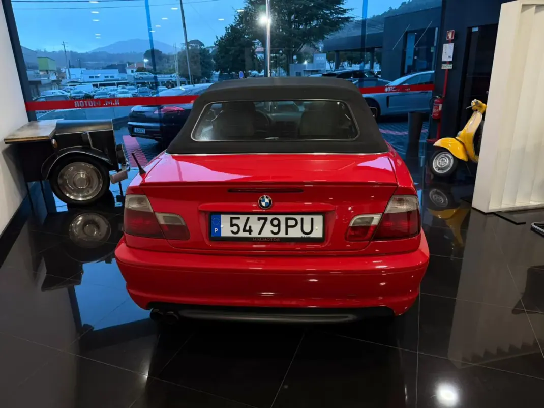 BMW 323 2000 - 16900 EUR, 212000 km - AUTO.MOTO.pt - 212000km - foto 3 de 11