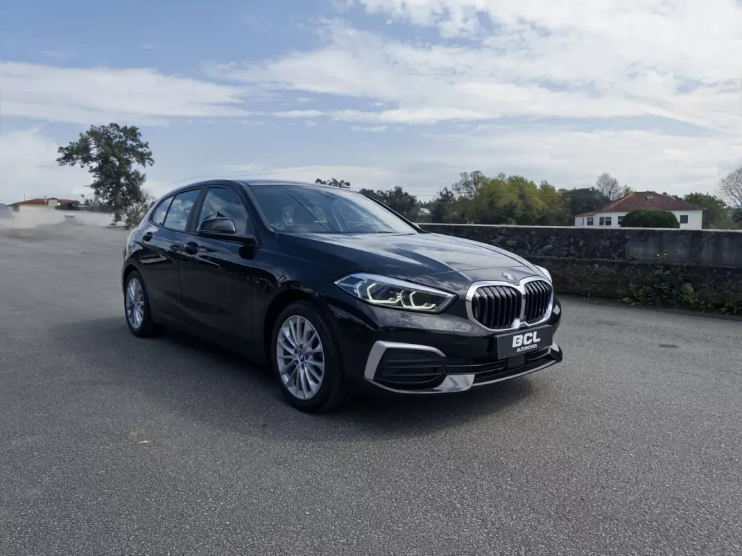 BMW 116 2020 - 18990 EUR, 151000 km - AUTO.MOTO.pt - 151000km - foto 1 de 37