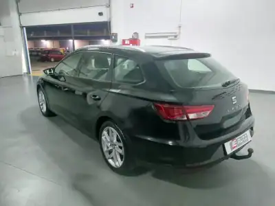 SEAT Leon ST 2014 - 8490 EUR, 235531 km - AUTO.MOTO.pt - 235531km - foto 2 de 27