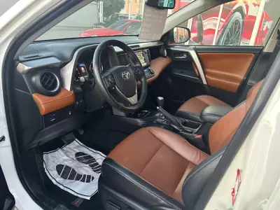 Toyota RAV4 2019 - 29990 EUR, 53500 km - AUTO.MOTO.pt - 53500km - foto 8 de 16