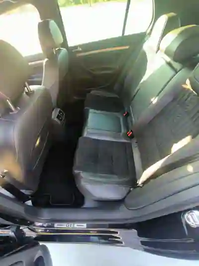 Volkswagen Golf 2008 — foto 5 de 12