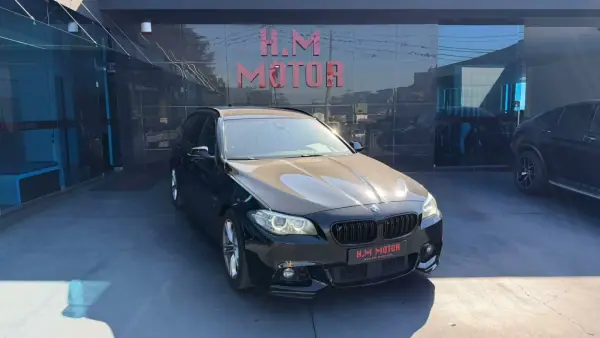 BMW 520 d Pack M Auto 2015 Diesel — 185 000 km BMW 520 d Pack M Auto 2015 Diesel