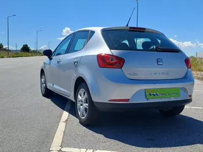 SEAT Ibiza 2009 - 7290 EUR, 173298 km - AUTO.MOTO.pt - 173298km - foto 3 de 11