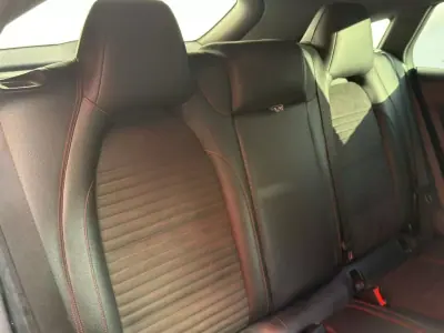 Mercedes-Benz CLA 220 2016 - 25900 EUR, 112661 km - AUTO.MOTO.pt - 112661km - foto 16 de 26