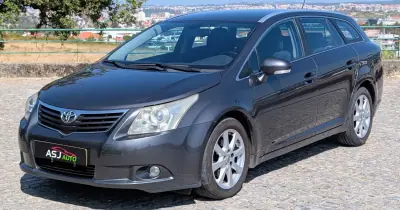 Toyota Avensis SW 2010 - 6900 EUR, 274056 km - AUTO.MOTO.pt - 274056km - foto 4 de 21