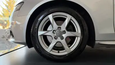 Audi A4 Avant 2008 - 9990 EUR, 300335 km - AUTO.MOTO.pt - 300335km - foto 10 de 24