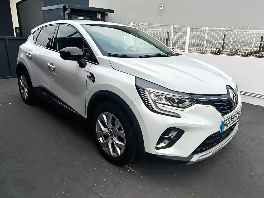Renault Captur 2020 - 14900 EUR, 196207 km - AUTO.MOTO.pt - 196207km - foto 7 de 34