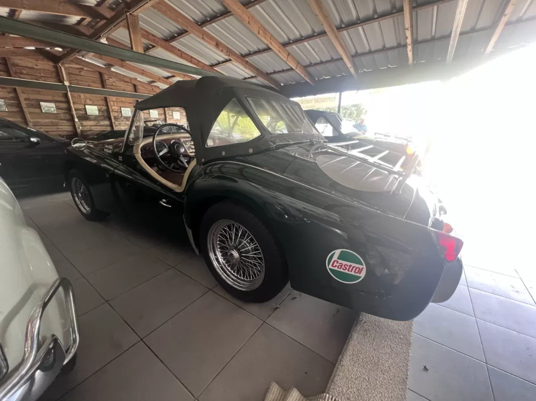 Triumph TR3 1960 - 39000 EUR, 70000 km - AUTO.MOTO.pt - 70000km - foto 4 de 14