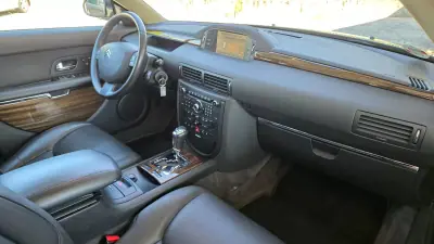 Citroën C6 2006 - 16490 EUR, 82000 km - AUTO.MOTO.pt - 82000km - foto 16 de 22