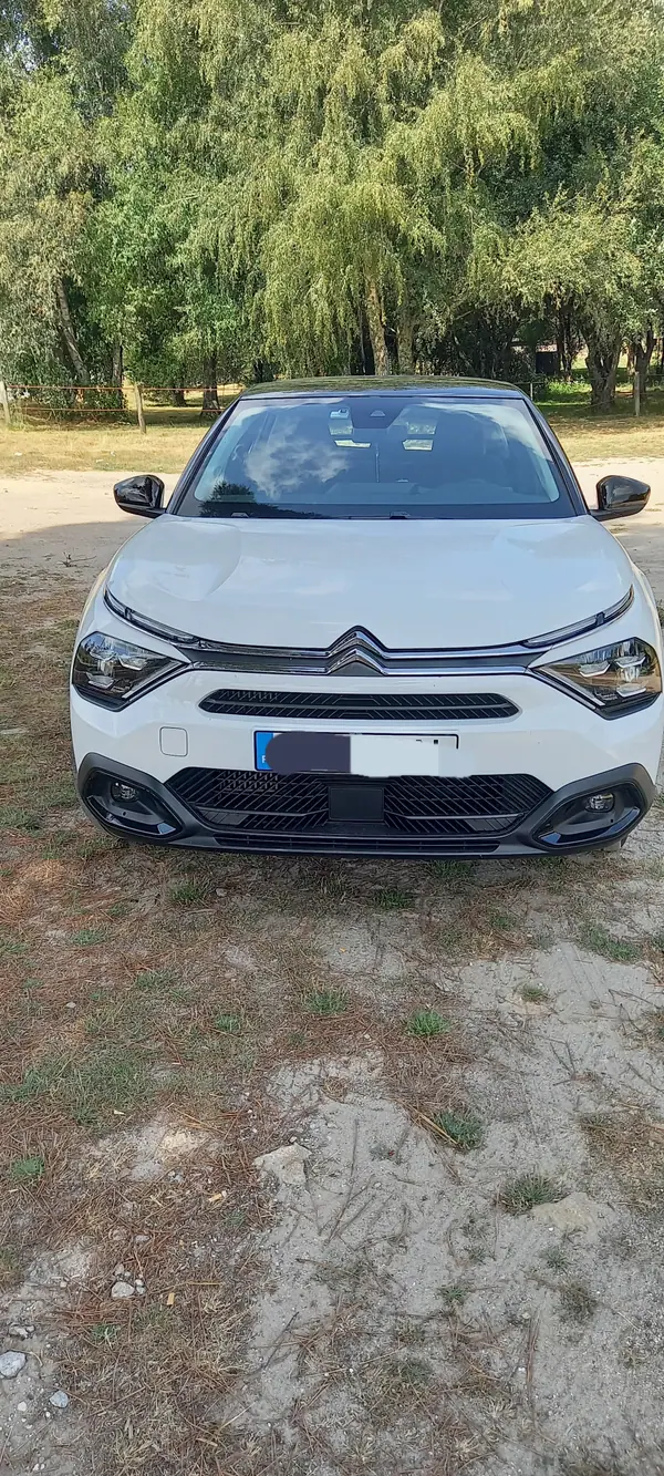 Citroën C4 2024 - 20600 EUR, 19600 km - AUTO.MOTO.pt - 19600km - foto 3 de 12