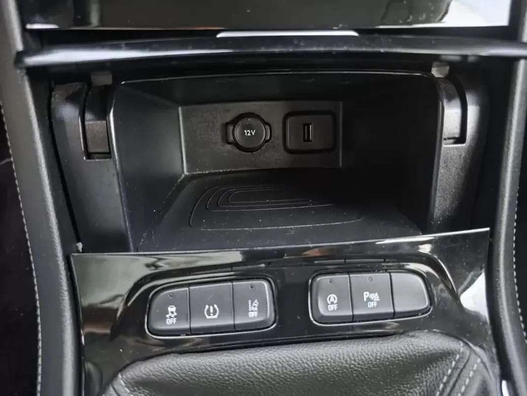 Opel Grandland X 2020 - 15499 EUR, 108544 km - 108544km - foto 21 de 34