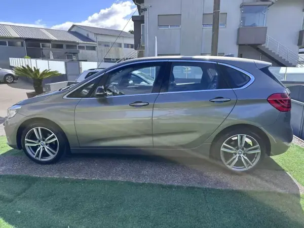 BMW 218 Active Tourer 2014 - 13900 EUR, 150000 km - AUTO.MOTO.pt - 150000km - foto 18 de 60