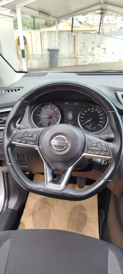 Nissan Qashqai 2021 - 23900 EUR, 67251 km - 67251km - foto 10 de 12