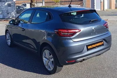 Renault Clio 2021 — foto 5 de 19
