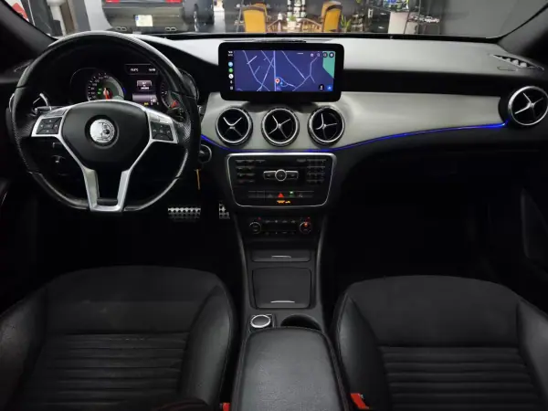 Mercedes-Benz GLA 200 2014 - 22950 EUR, 245585 km - AUTO.MOTO.pt - 245585km - foto 23 de 45