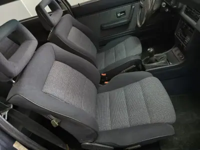 Audi R8 Coupé 1994 - 10000 EUR, 200000 km - AUTO.MOTO.pt - 200000km - foto 6 de 9