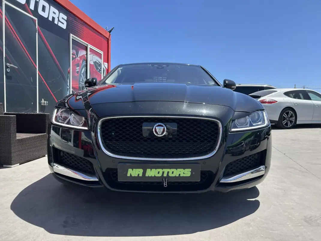 Jaguar XF 2016 - 18947 EUR, 108000 km - 108000km - foto 3 de 19