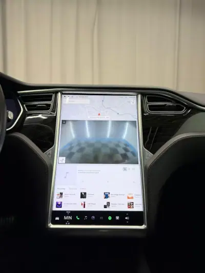 Tesla Model S 2016 - 20999 EUR, 164000 km - AUTO.MOTO.pt - 164000km - foto 11 de 20