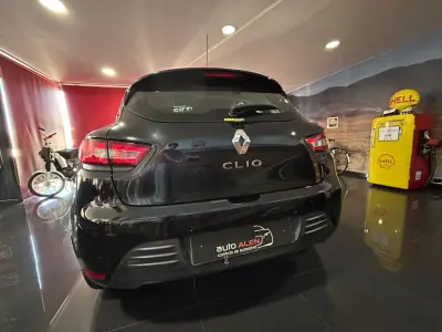 Renault Clio 2018 — photo 5 of 20
