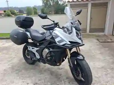 CFMOTO 650 Adventura 2022 - 4900 EUR, 29000 km - AUTO.MOTO.pt - 29000km - foto 1 de 13