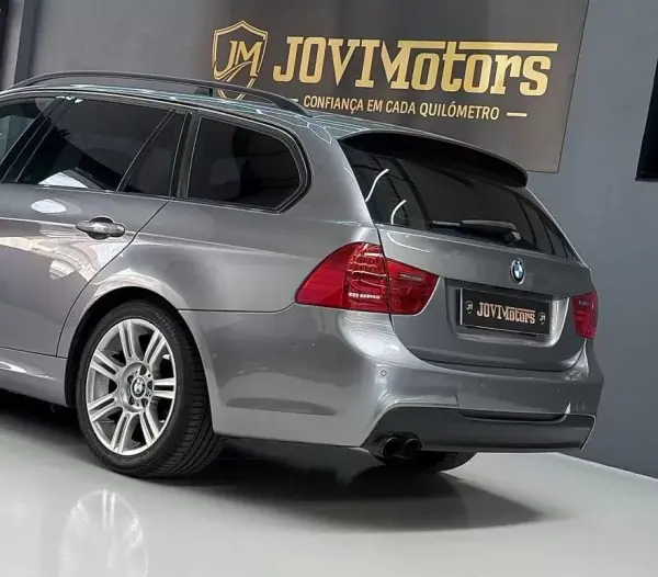 BMW 318 2009 - 10900 EUR, 267209 km - 267209km - foto 21 de 34