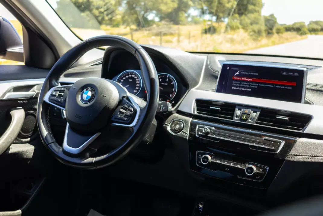 BMW X2 2021 - 28000 EUR, 76300 km - AUTO.MOTO.pt - 76300km - foto 13 de 15