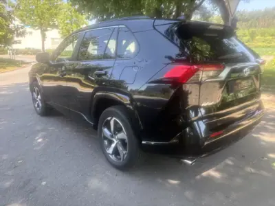 Toyota RAV4 2025 - 47500 EUR, 22000 km - AUTO.MOTO.pt - 22000km - foto 16 de 28
